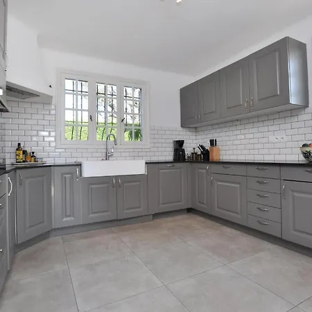 Lovely In * 昂蒂布