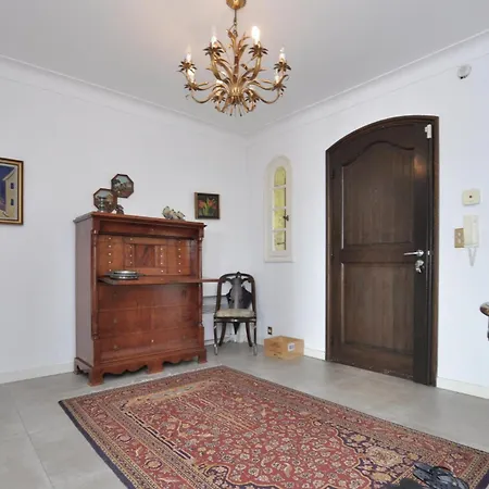 In With Private Swimming Pool, Be Inside Or Outside