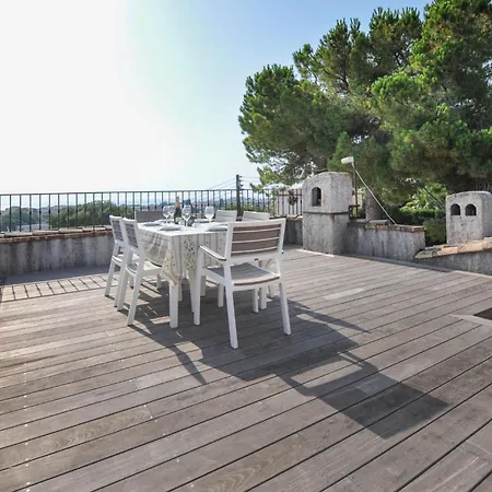 In With Private Swimming Pool, Be Inside Or Outside Holiday home Antibes
